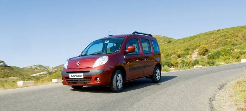 Фото автомобиля Renault Kangoo Passenger